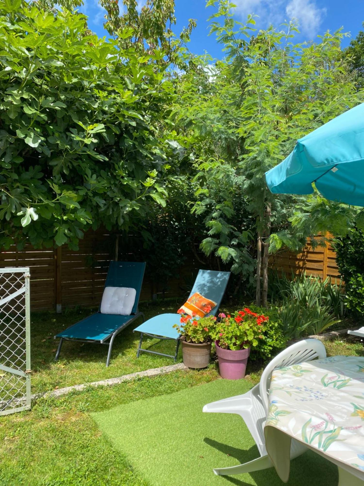 Appartement Le Bon Coin à Périssac Extérieur photo
